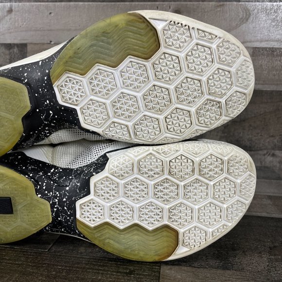 Nike Lebron Soldier 9 Premium Basketball Shoes - Picture 12 of 12